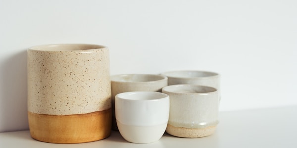 【サンプル】清水焼の魅力 ― 土と炎が織りなす一期一会